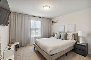 Amazing 7/5 Vacation Home at Windsor Island Resort!!!