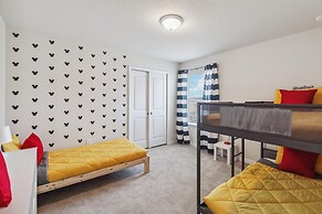 Amazing 7/5 Vacation Home at Windsor Island Resort!!!