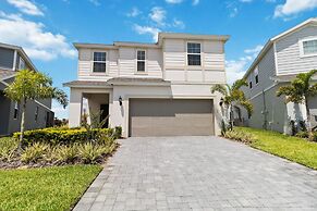 Amazing 7/5 Vacation Home at Windsor Island Resort!!!