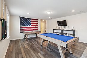 Amazing 7/5 Vacation Home at Windsor Island Resort!!!