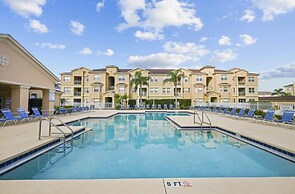 2/2 Condo Minutes From Disney at Terrace Ridge at Town Center