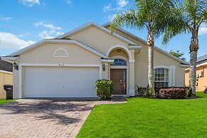 4/2 Private Pool House Near all Famous Attractions!!!