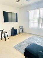 3/2 Pool Home Located in Sunset Ridge Community!!