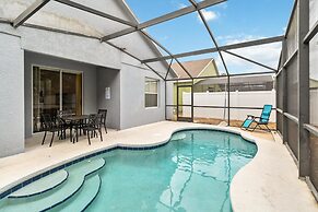 5/4 Pool Home Located in Sunset Ridge Community!