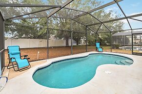 5/4 Pool Home Located in Sunset Ridge Community!