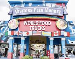 1/1 Condo-hotel With Double bed and Community Pool Miles From Disney!