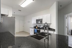 5/3 Pool Home Located in Sunset Ridge Community!