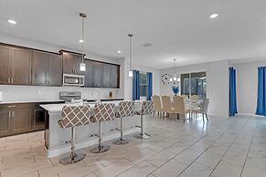 Storey Lake Resort, Private Pool, and Much More!!