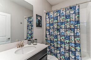 Storey Lake Resort, Private Pool, and Much More!!