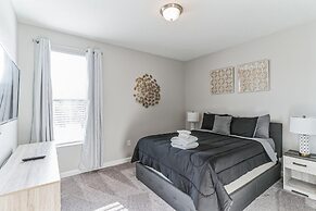 Storey Lake Resort, Private Pool, and Much More!!