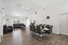 Great Community, Amazing Private Pool, Near Disney!