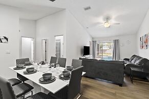 Amazing 4/3 House With Private Pool, Near Disney!