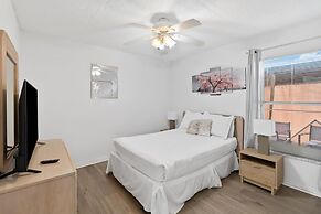 Amazing 4/3 House With Private Pool, Near Disney!