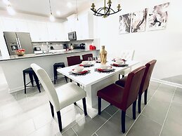 Brand New Condo at Champion Gate With Golf View, Near Famous Attractio