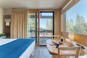 Village Studio by Avantstay Minutes to Lifts