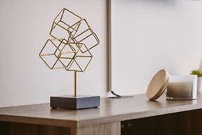 The Madison Front Street