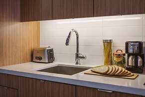 The Madison Front Street