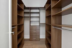 The Madison Front Street