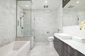 The Madison Front Street