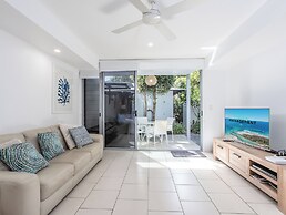 Stunning She Oak Lane 2 BR Apartment