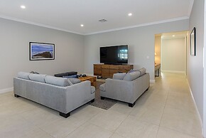 A Waterside Paradise