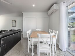 Coastal Relaxation in Banora