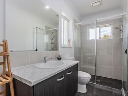 Coastal Relaxation in Banora