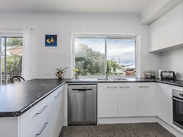 Coastal Relaxation in Banora