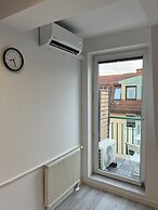 Sunny Apartment With Parking by Renters