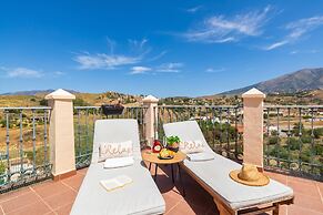 Luxury Mijas Golf, Pool & Pet Retreat