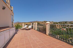 Luxury Mijas Golf, Pool & Pet Retreat
