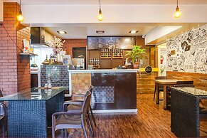 Fabhotel Prime Deccan 8