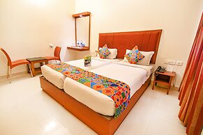 Fabhotel Sam Residency