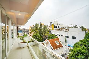 Fabhotel Bougainvillea Suites