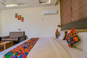 Fabhotel Narula