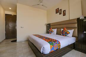 Fabhotel Narula