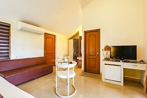 FabHotel Sangria, Dona Paula Beach