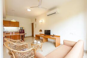 FabHotel Sangria, Dona Paula Beach