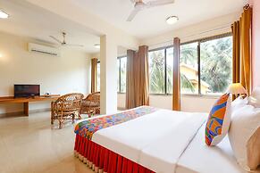 FabHotel Sangria, Dona Paula Beach