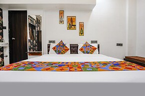 Fabhotel The Regal Inn