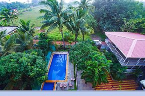 Fabhotel Edem Garden