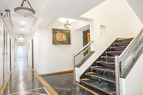 Fabhotel Prime Golden Emerald