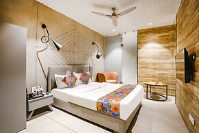 Fabhotel Prime Welcome Palace