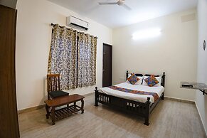 Fabhotel Continental Lebe Inn