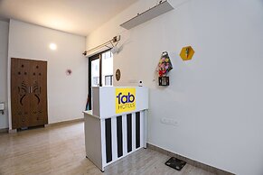 Fabhotel Continental Lebe Inn