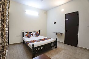 Fabhotel Continental Lebe Inn