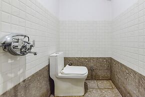 Fabhotel The Bird House