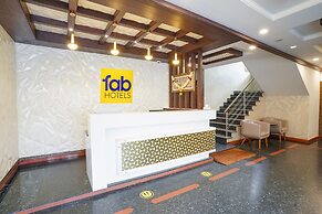 Fabhotel Savi Inn