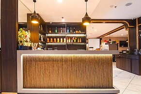 Fabhotel Kitchen Q Inn