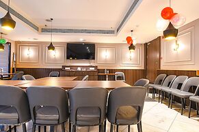 Fabhotel Kitchen Q Inn